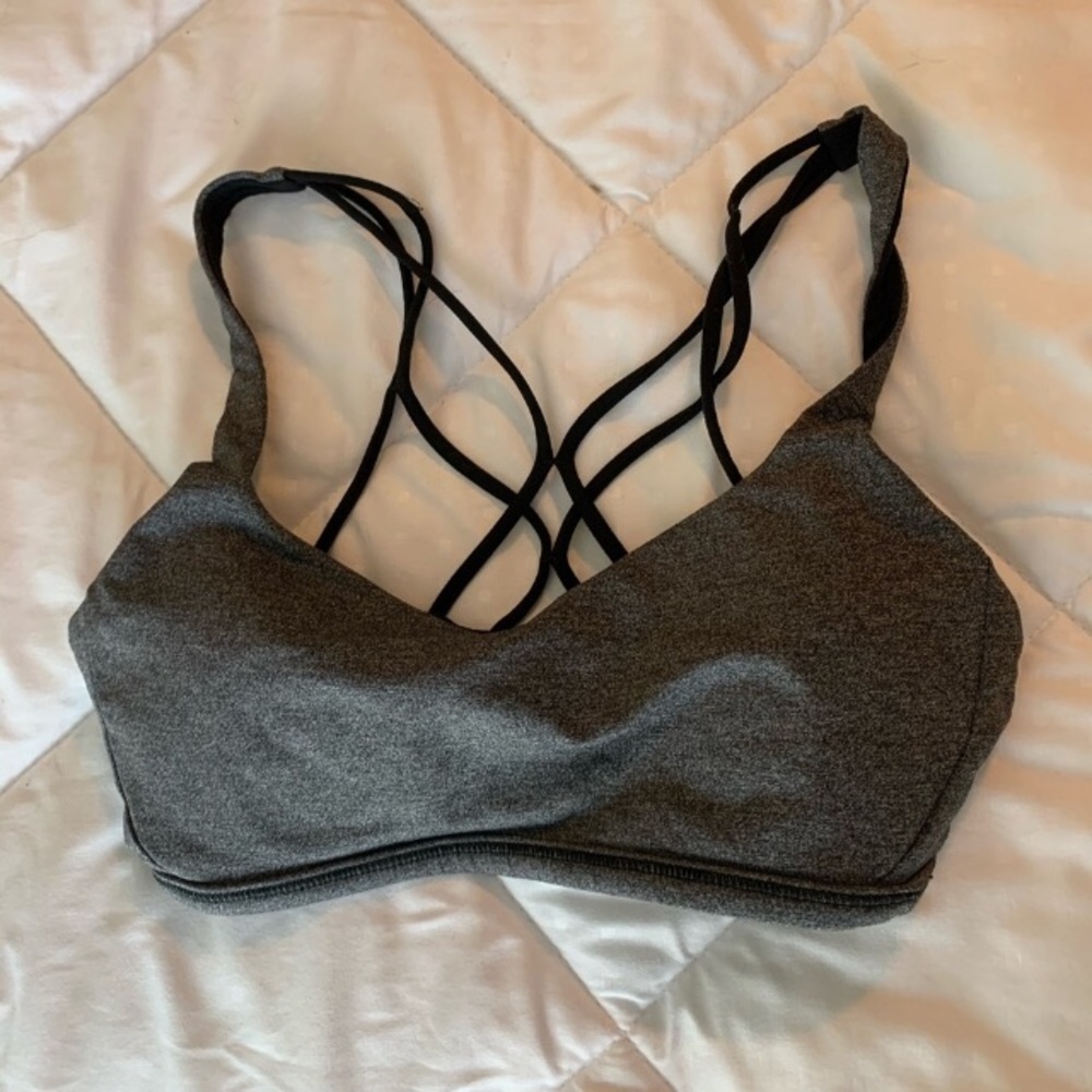 Lululemon Size 4 Free to Be Wild Bra Grey